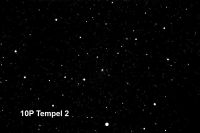 Kometa 10P Tempel 2 (w rodku zdjcia)