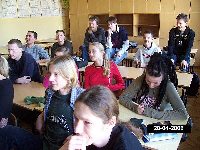 Grupa uczestnicz�ca w sesji